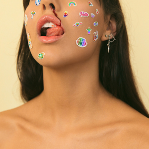 黃色A片三級三奶大
